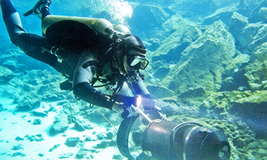 Image 5: Dive into Adventure: Scuba Lesson for Two or Four People