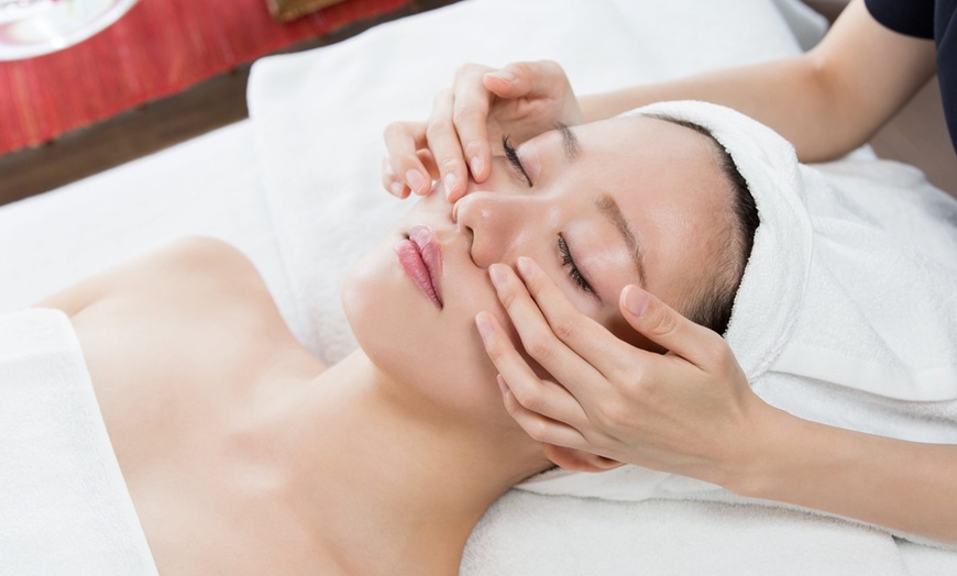 Image 1: Revitalize Your Skin: Deep Cleansing, Hydration, or Acne Treatment 