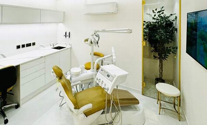 Image 4: Up to 66% Off on Teeth Whitening at Made in London Dental
