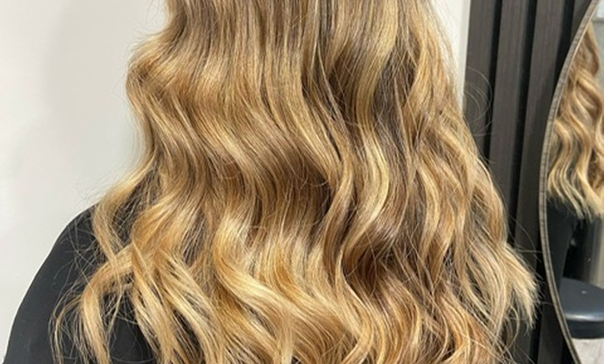 Image 1: Wash, Cut, and Blowdry 