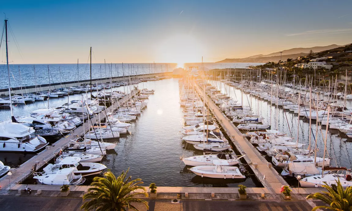 Liguria 4*: camera Superior con colazione o mezza pensione