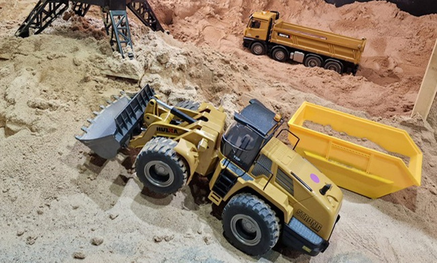 Image 8: Kids Digger Party at Jump Giants Leicester - Private Room & Food