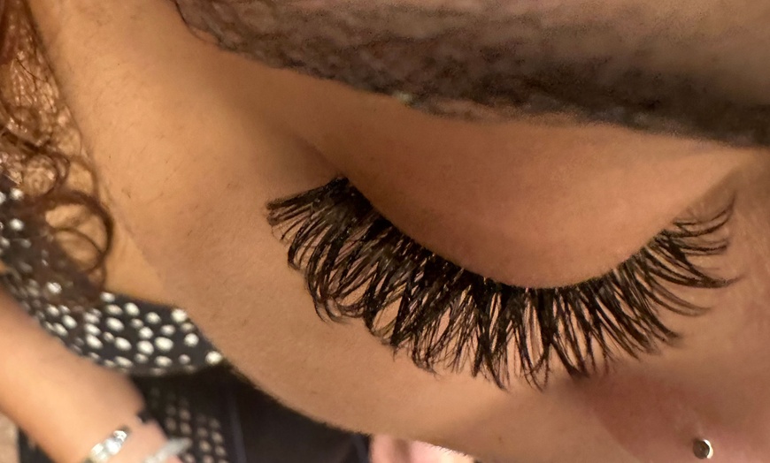 Image 3: Up to 29% Off on Eyelashes at BioCell Beauty Solutions

