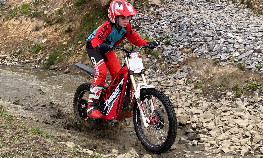 Image 4: Kids' Motorbike 2 Hour Session with T-Shirt Included