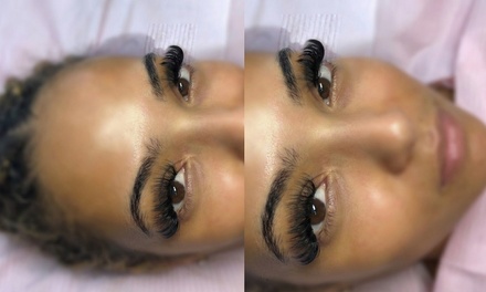 Full Set of Classic Eyelash Extensions - Luxe Beauty Loft