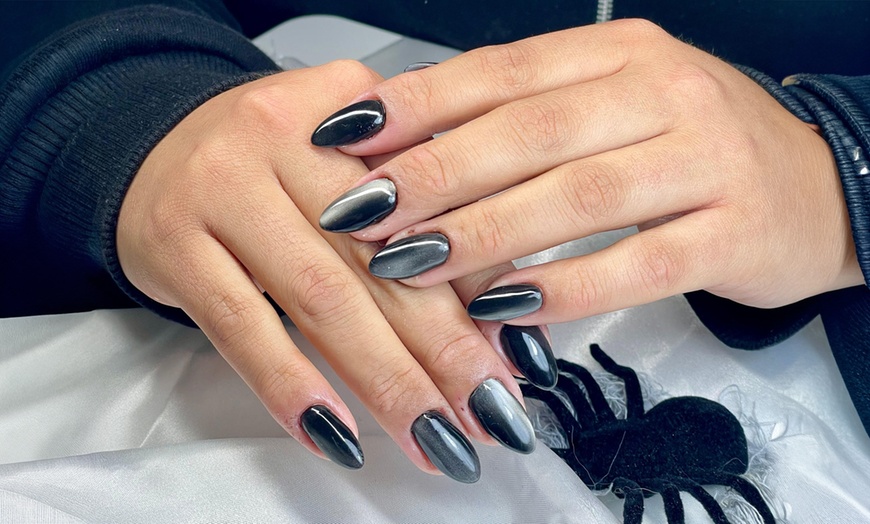 Image 12: Get a Shellac Manicure or/and Pedicure for a Flawless Look