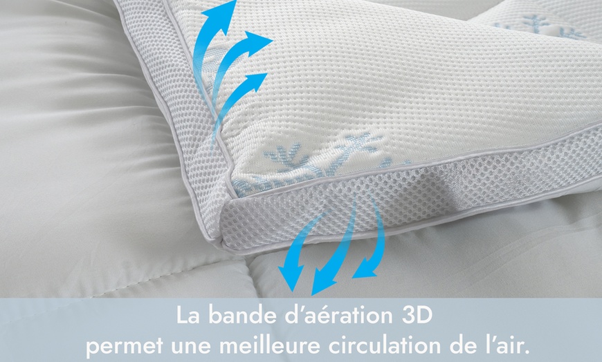 Image 2: Surmatelas spécial été 100% microfibre tissu Ice Cool rafraîchissant