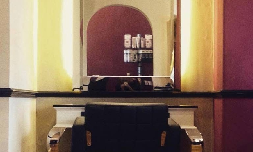 Image 3: Up to 50% Off on Salon - Hair Colour / Highlights at Sue at Harvey’s