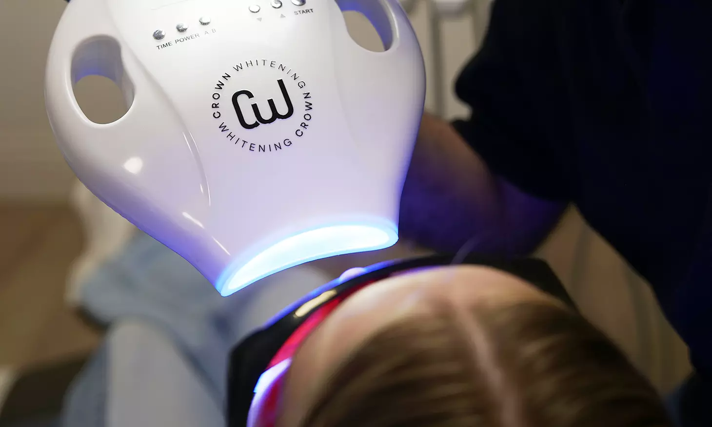 Brighten Your Smile: 1-Hr In-Office Laser Teeth Whitening & Consult