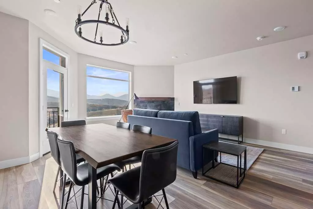 Member Pricing: 4* Mountain Resort in Park City with Sweeping Views 
