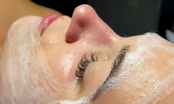Experience Rejuvenating Facial Sessions of your Choice!