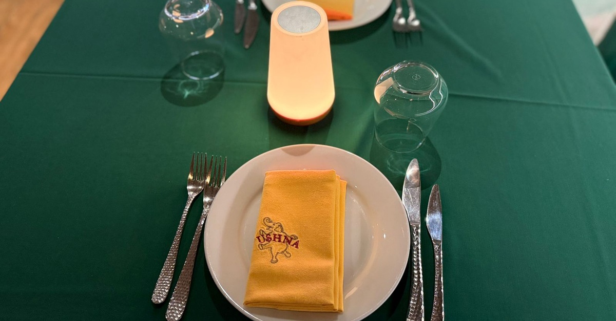 Flavors Of India - Dining Credit At Ushna Restaurant Flavors Of India - Dining Credit At Ushna Restaurant