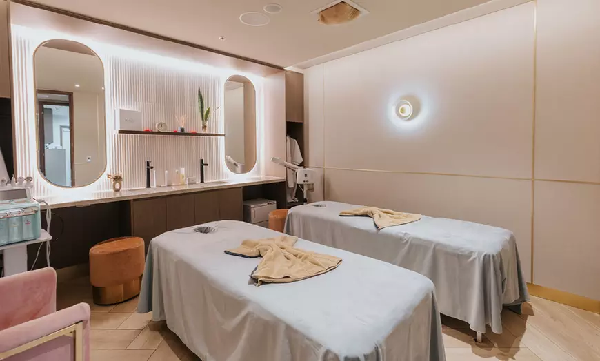 Image 3: Relax with a 90-minute Detox and Rejuvenation Package for One or Two