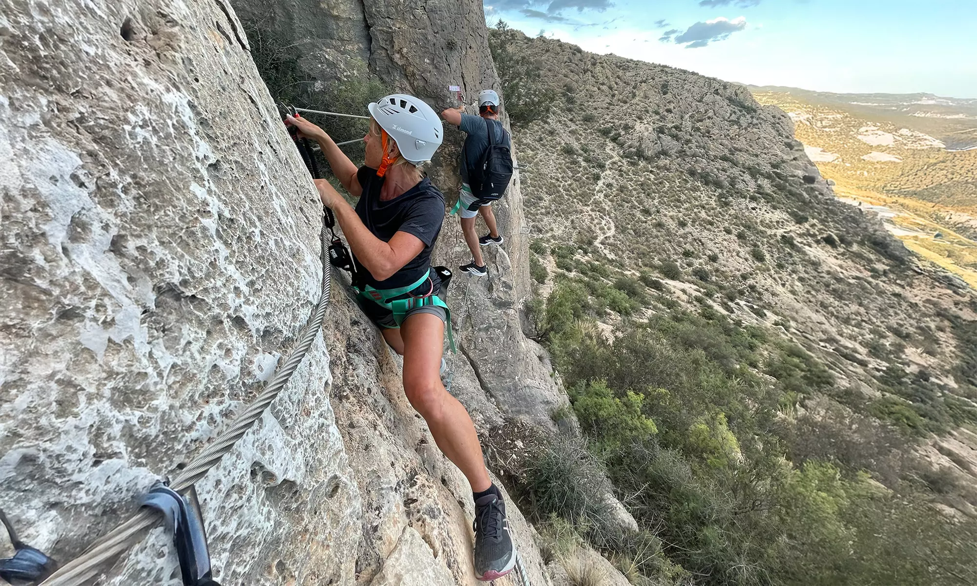 Experiencia única: ferrata a elegir por niveles para 1 o 2 personas