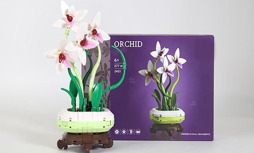 Image 4: LEGO Inspired Flowers Building Blocks Set