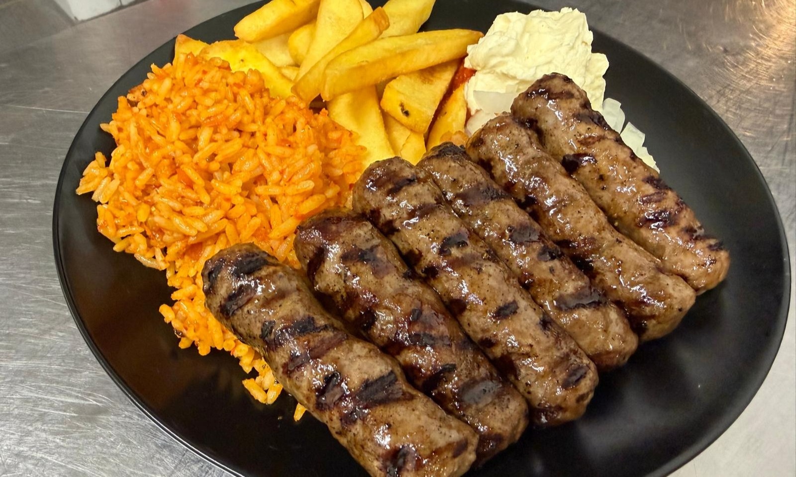 Balkanisches 3‑Gänge-Menü für 1, 2 oder 4 Personen