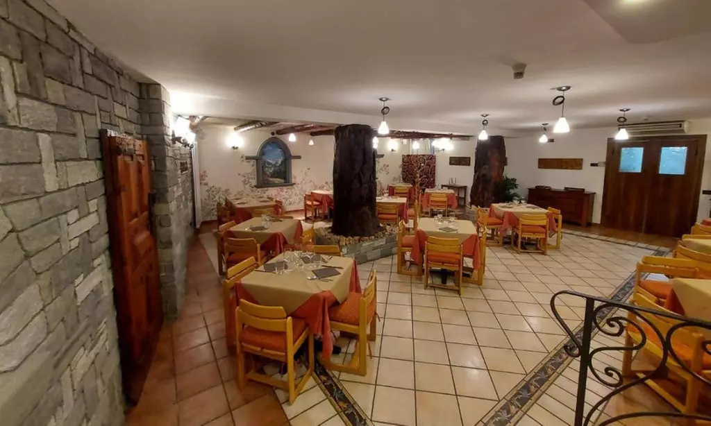 Italie, Aoste : chambre double ou twin avec demi-pension