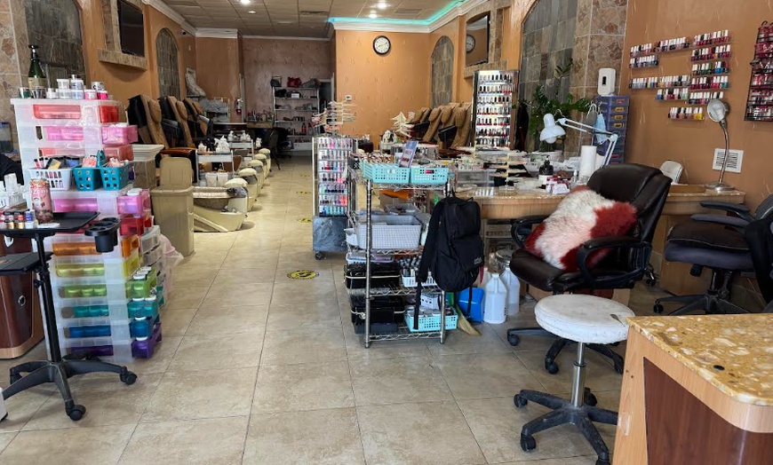 Image 4: Deluxe / Regular Pedicure, Gel Manicure, Short Gel-x Nails, & More
