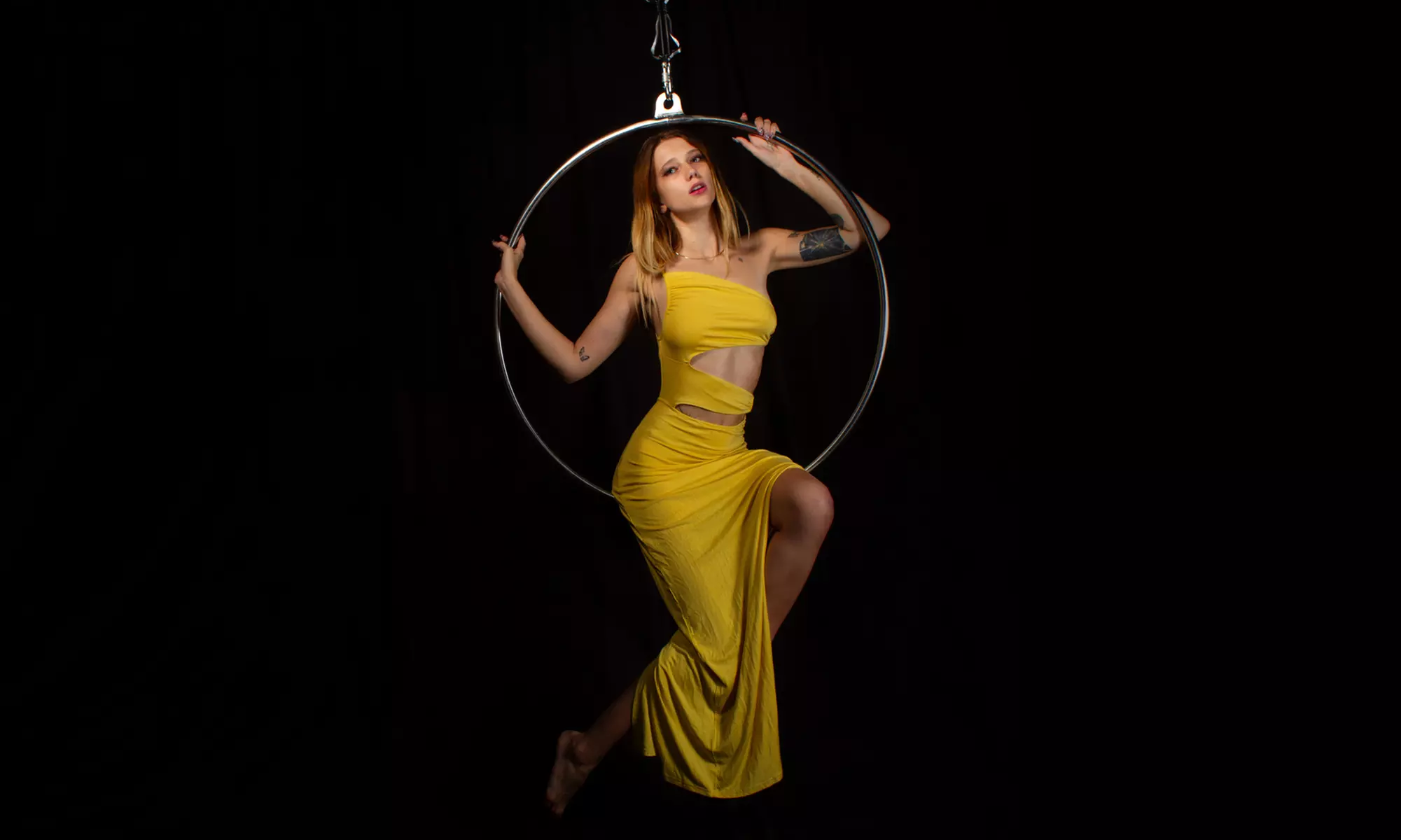 Capture Aerial Portraits with 60 or 150 Min In-Studio Photography