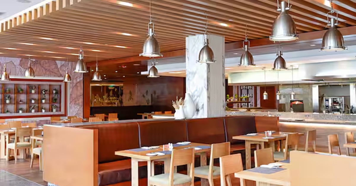 4* Noches Latina Night 3-Course Experience For 1, 2, Or 4 People 4* Noches Latina Night 3-Course Experience For 1, 2, Or 4 People