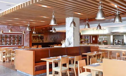 One Person: 4* Noches Latina Night 3-Course Experience - Areia Beach Bar & Grill at 4* DoubleTree by Hilton JBR