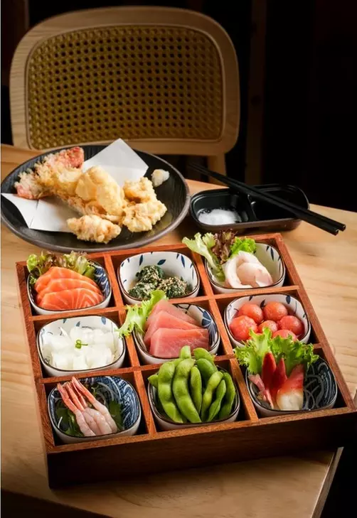Your True Japanese Adventure Awaits!: Dive Into Japanese Flavours!
