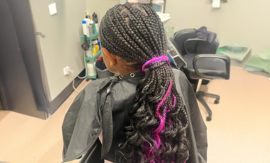 Image 3: Get Fresh Styles with Shampoo, Conditioning Treatment, Trim or More