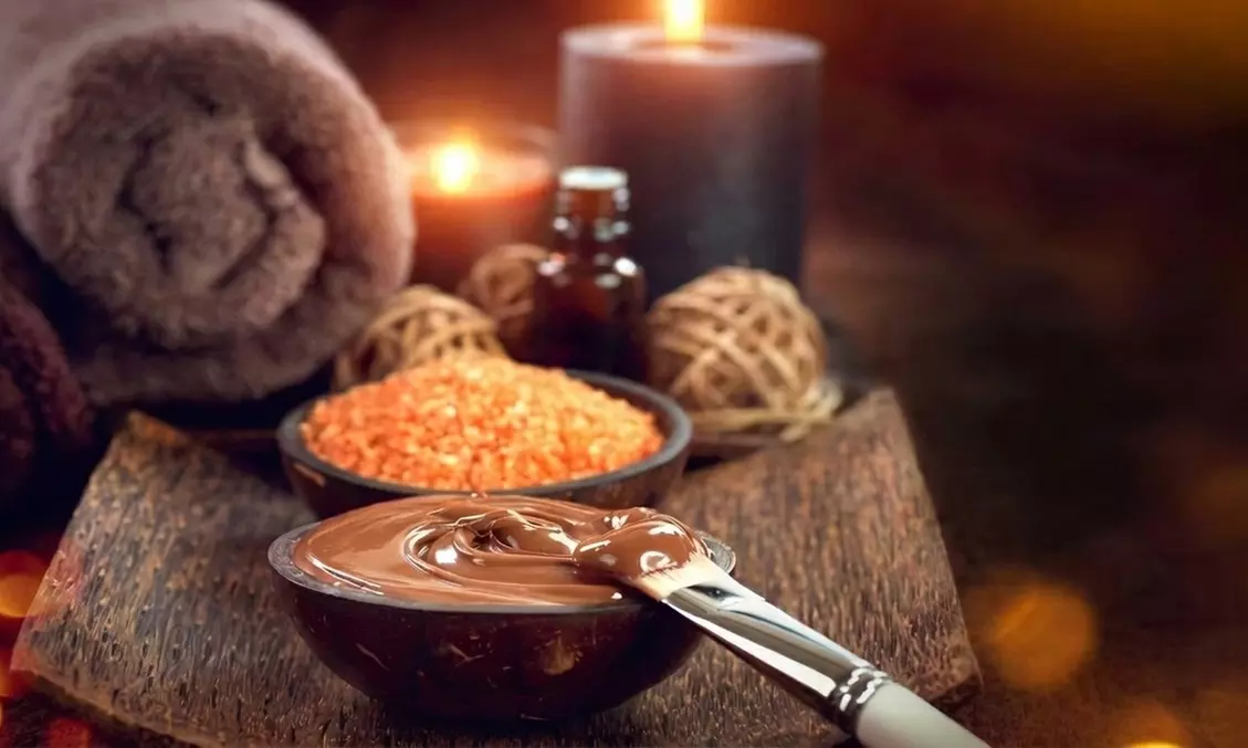 60 Min. Ganzkörpermassage mit warmer Schokolade für 1 Person / 1 Paar