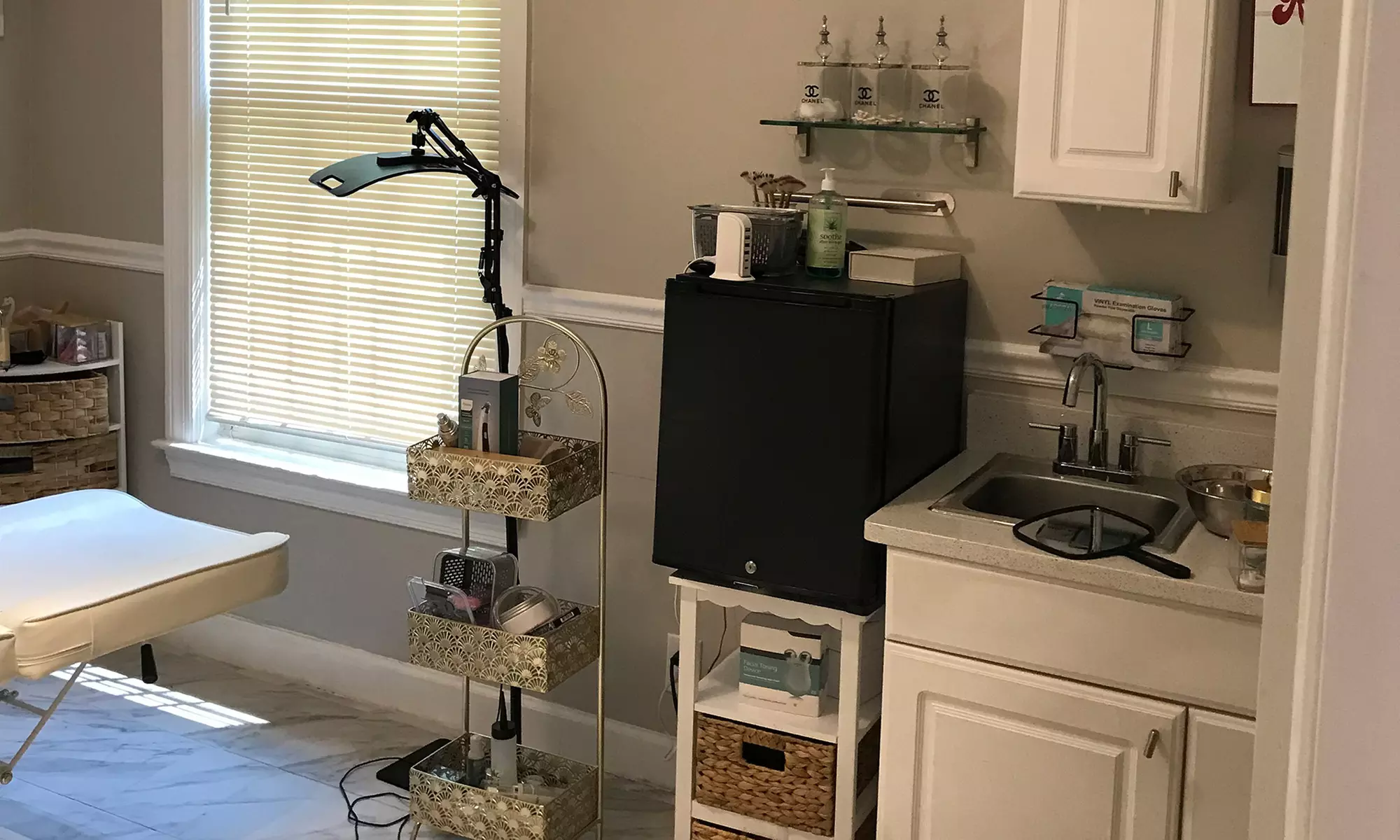 1 or 2 Lymphatic Drainage Massage w/ Radio Frequency or Fat Reduction