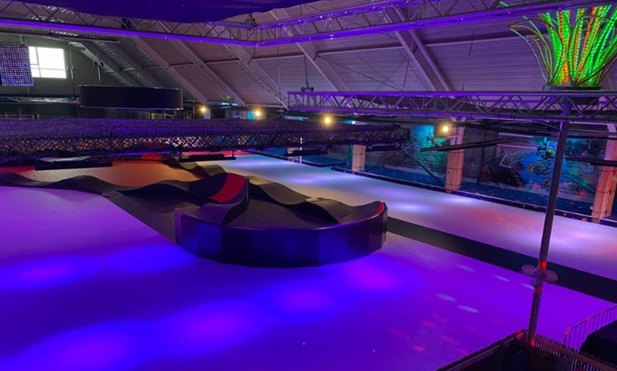 Image 2: 2 Std. Roller-Skating inkl. Equipment für 2 - 4 Personen