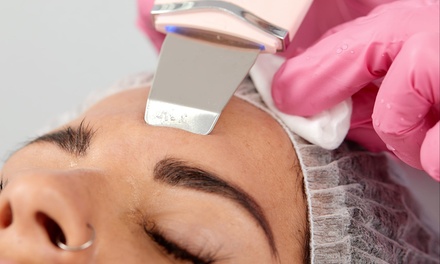 60 Min Signature Facial  +Complimentary 10 Min Shoulder Massage - Sky Beauty Studio
