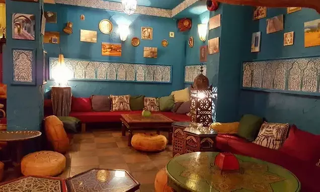 Velada árabe para 2 o 4 personas, con opción a menú y espectáculo de danza del vientre; ahorra hasta un 56%