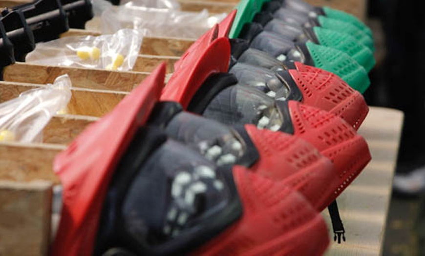 Image 3: 1 Std. Paintball Schnupper-Paket inkl. Ausrüstung für 2 od. 4 Personen