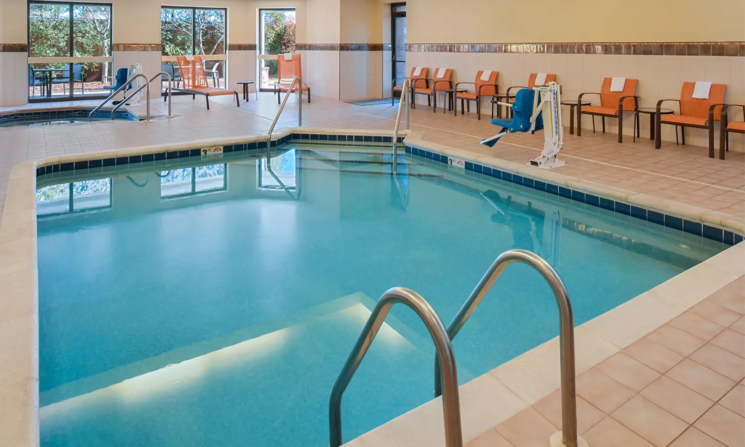 Stay at Courtyard Milwaukee North/Brown Deer in Milwaulee, WI - Image 5