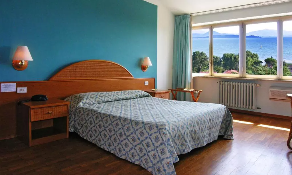 Lago Trasimeno, Perugia: fino a 5 notti con colazione o mezza pensione