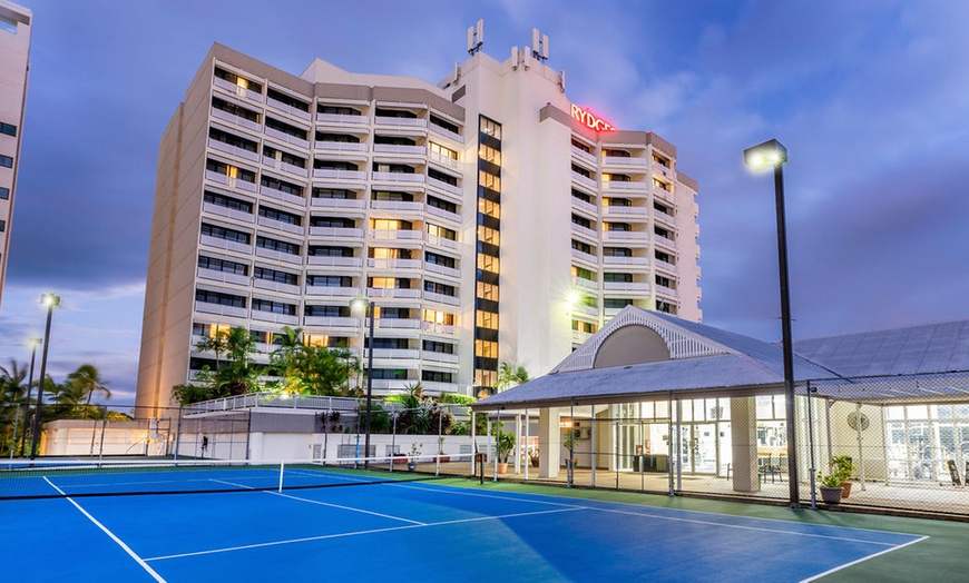 Image 2: ✈ Cairns: 5-Night Getaway at Rydges Cairns with Daily Breakfast