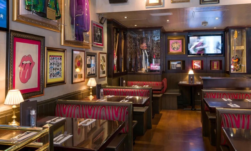 Image 12: Explore London's Iconic Gems with a Self-Guided Audio Tour