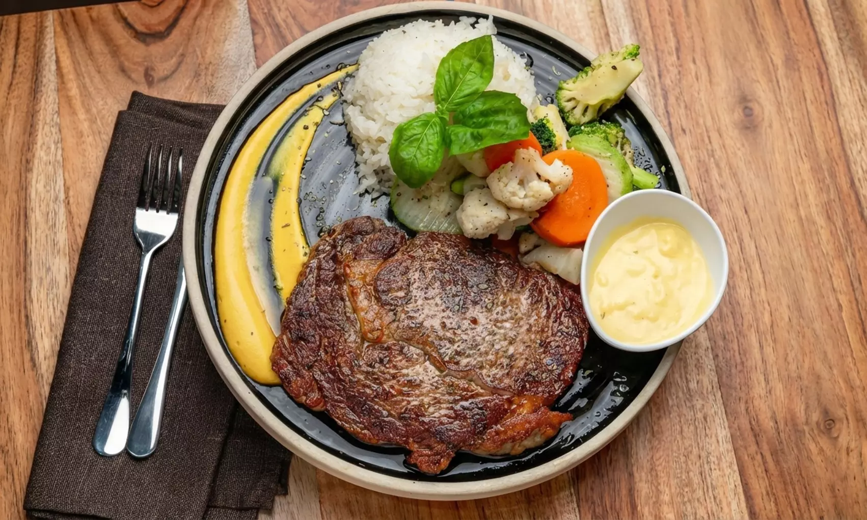 Delightful 3- or 4-Course Dining Experience in the Heart of New York