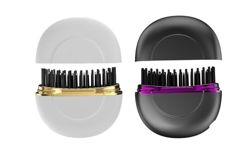 Image 9: Cordless Ionic Hair Straightener Brush 