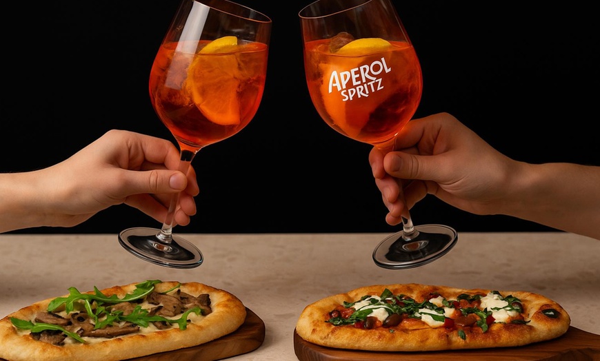 Image 14: Combo de cócteles y focaccias para 2 o 4 personas en Oven Mozzarella