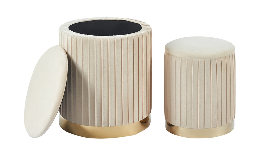Image 17: Coppia di pouf contenitori in velluto