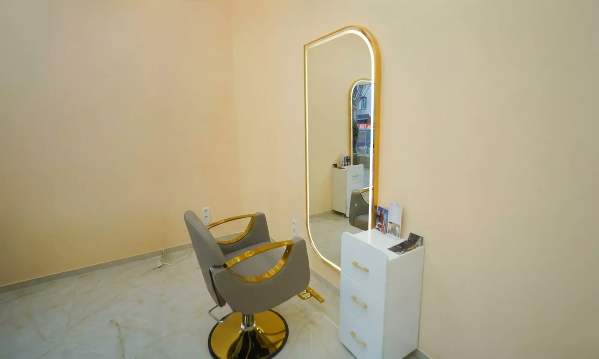 Balayage, Haarschnitt inkl. Freshup, Olaplexbehandlung, Farbe & mehr