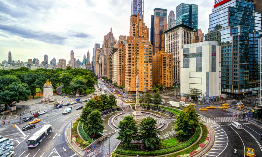 Image 1: Up to 27% Off 4.5-Hour Manhattan Bus & Walking Sightseeing Tour