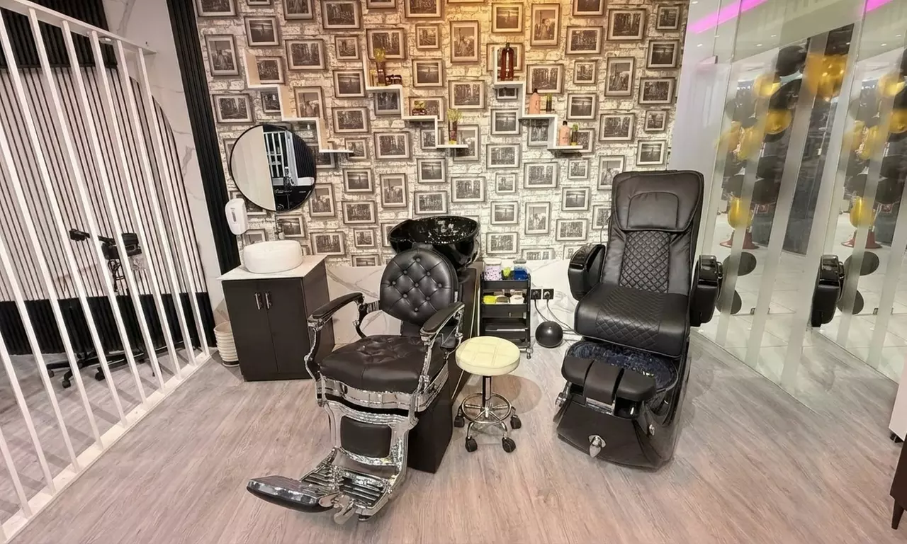 Men’s Haircut & Shave, with Facial or Reflexology Options