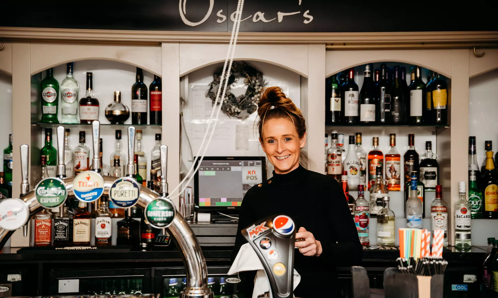 Greater Manchester: 2 Nights with Breakfast, Dinner and Bottle of Wine