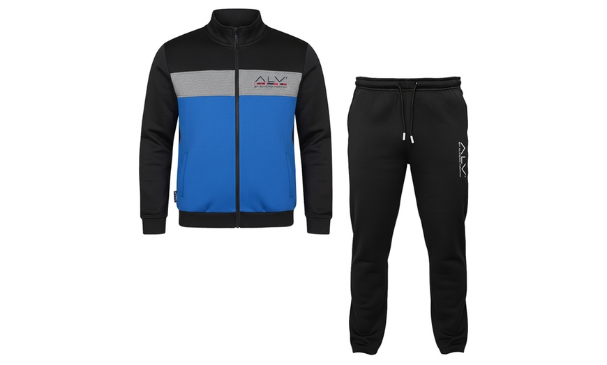 Image 7: Tuta homewear uomo di Alviero Martini