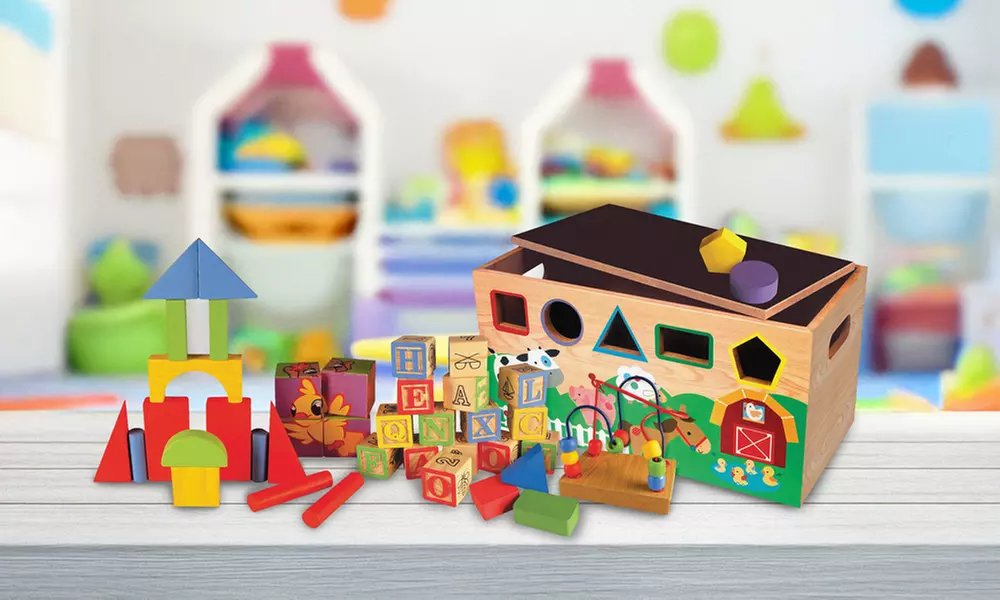 7 jouets en bois pour l'éveil et la motricité de bébé - Primary Image