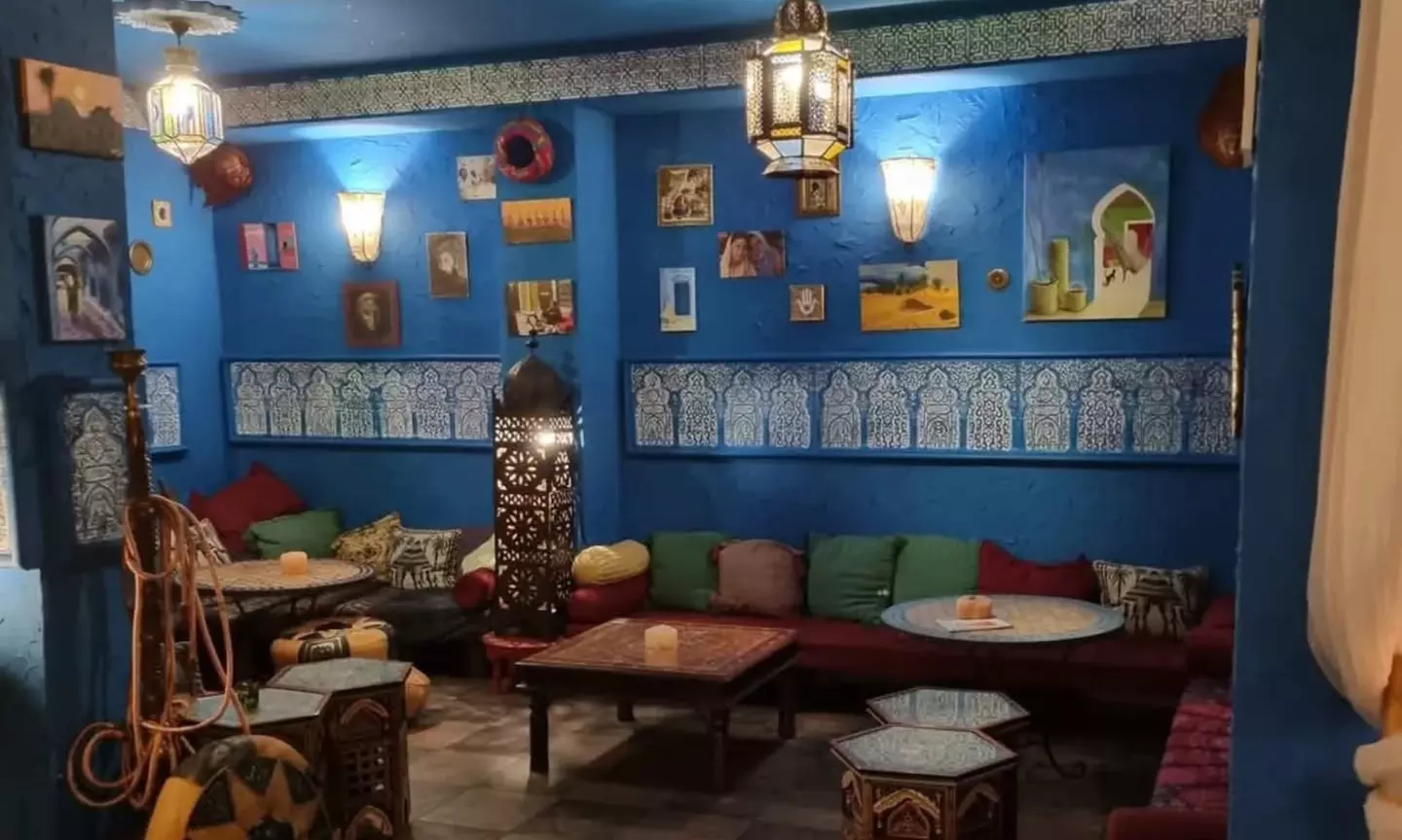 Velada árabe para 2 o 4 personas, con opción a menú y espectáculo de danza del vientre; ahorra hasta un 56%