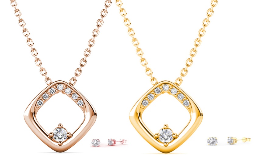 Image 7: Square Solitaire Pendant and Earrings Set 