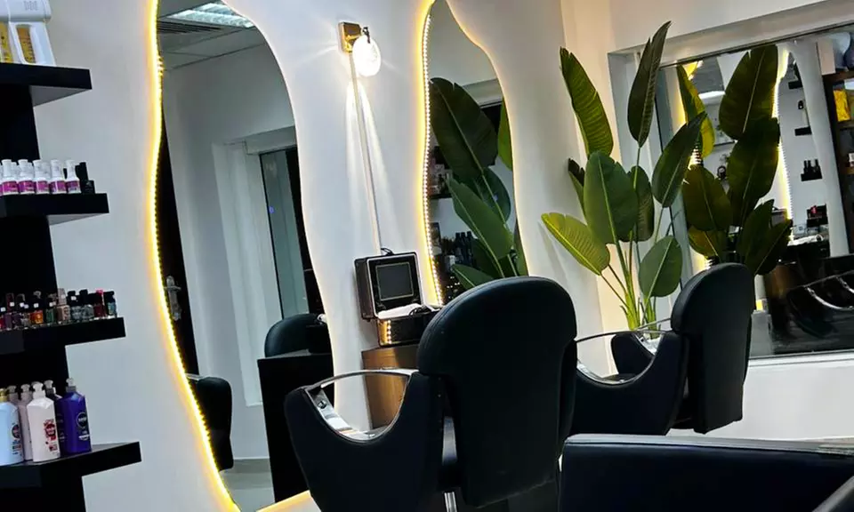 Hair Keratin Treatment w/ Cut, Wash & Blowdry – Medium & Long Length